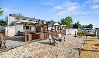 11 Stuart Ave, Amityville, NY 11701