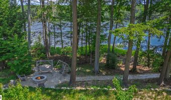 7105 SE Torch Lake Dr, Alden, MI 49612