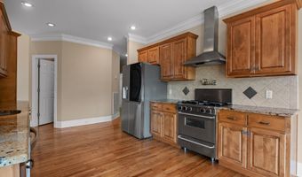 9056 Crystal Brook Dr, Apison, TN 37302