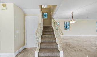 1107 Las Flores Dr, Carlsbad, CA 92008