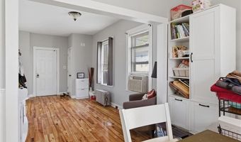25 Hoppin Ave, East Providence, RI 02915