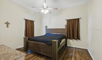 1180 HOUGH St, Bell, FL 32619