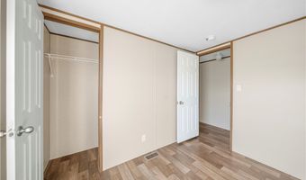 906 Sandy Beach Dr, Bullhead City, AZ 86442