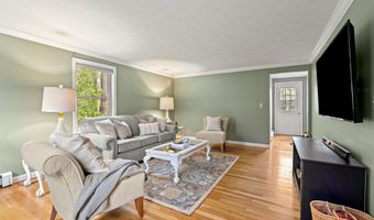 12 Magazine St, Bedford, NH 03110