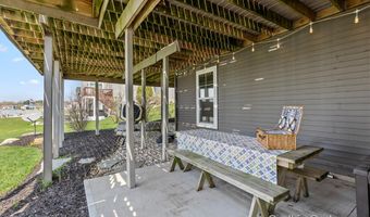 11325 Wake Dr, Allendale, MI 49401