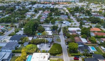 6460 SW 42nd Ter, Unincorporated Dade County, FL 33155