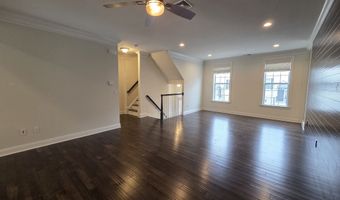 12 Putnam Ln, Danbury, CT 06810