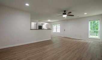 218 Hunters Run Dr, Benton, AR 72015