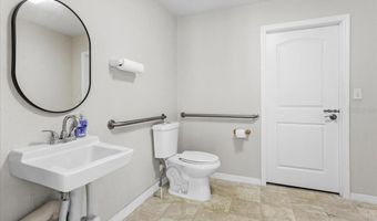 14827 MAIN St, Alachua, FL 32615