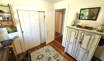 187 Dye Hill Rd, Hopkinton, RI 02832