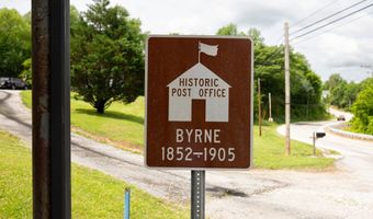 11710 Nashville Hwy, Baxter, TN 38544