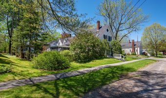 75 Court St, Belfast, ME 04915