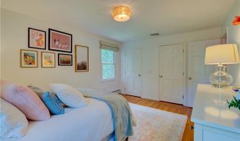 22 Pine Top Rd, Barrington, RI 02806