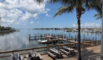 744 FLAMINGO Dr, Apollo Beach, FL 33572