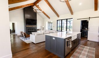14743 Lawrence 1195, Aurora, MO 65605