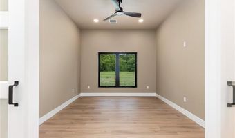 56107 E 300 Rd, Afton, OK 74331