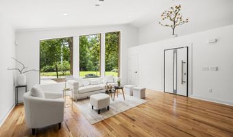 2155 Venetian, Atlanta, GA 30311