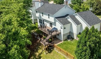 733 Castle Ridge Dr, Ballwin, MO 63021