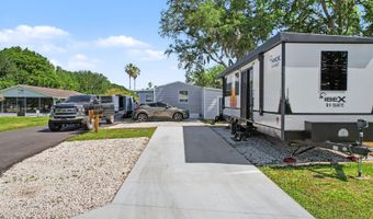 58 Leisure Dr, Auburndale, FL 33823