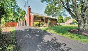 7705 ROYSTON St, Annandale, VA 22003