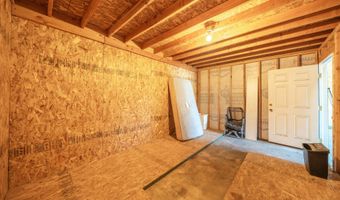 21169 Shelly Ln, Anderson, CA 96007