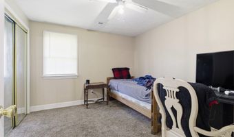 243 E 508th Rd, Aldrich, MO 65601
