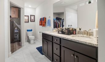 6285 Emerald Lk Dr, Biloxi, MS 39532
