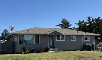 1202 IRIS St, Brookings, OR 97415
