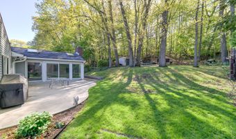 33 Imperia Pl, Aberdeen, NJ 07747