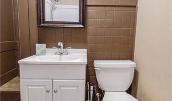 905 Parallel St, Atchison, KS 66002