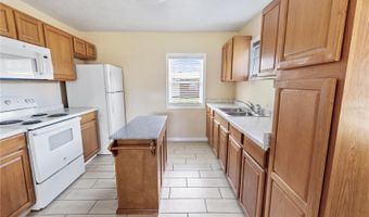 404 ARMOUR Ave, Auburndale, FL 33823