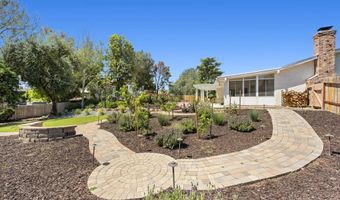 10933 Sunray Pl, La Mesa, CA 91941