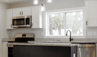 27 Washington St, Ashland, NH 03217