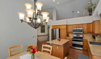 12755 Falcon Ct, Apple Valley, MN 55124