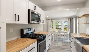 293 Brick Ave, Bayville, NJ 08721