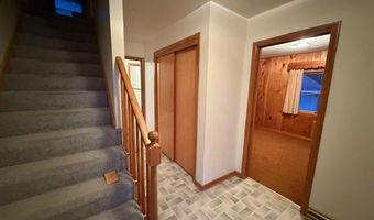 17 Ash Blvd, Babbitt, MN 55706