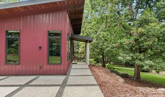 39 Wolf Rd, Asheville, NC 28805