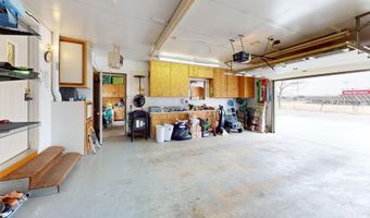 918 S 1st St, Albion, NE 68620