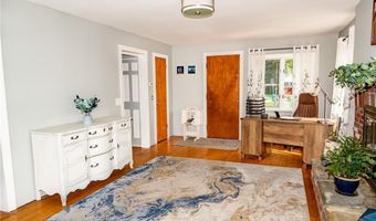21 Carlson Dr, Cumberland, RI 02864