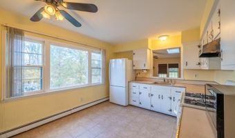 20 High Point Ter, Alloway, NJ 07461