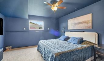 202 Wilson Ct, Anamosa, IA 52205