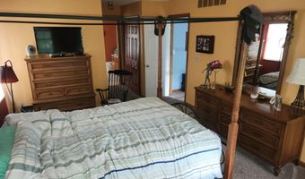 5 WATERWHEEL Cir, Dover, DE 19901