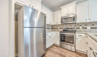 1326 N 159th St, Basehor, KS 66007