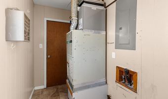 200 NE 5th St, Andrews, TX 79714