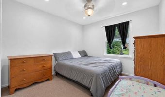 236 Mermaid Ave, Beachwood, NJ 08722