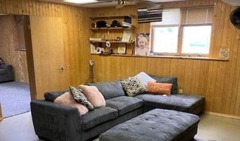 208 Broadmore Cir, Angola, IN 46703