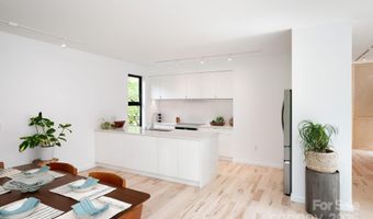 7 Haith Dr, Asheville, NC 28801
