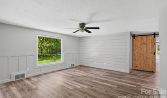 75 Old Macedonia Rd, Alexander, NC 28701