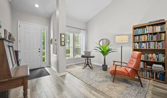 880 PARADISE Ln, Atlantic Beach, FL 32233