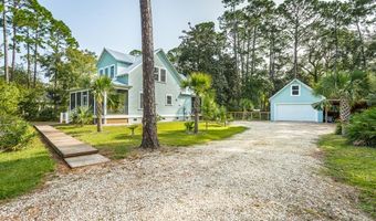 109 Bay Colony Way, Apalachicola, FL 32320